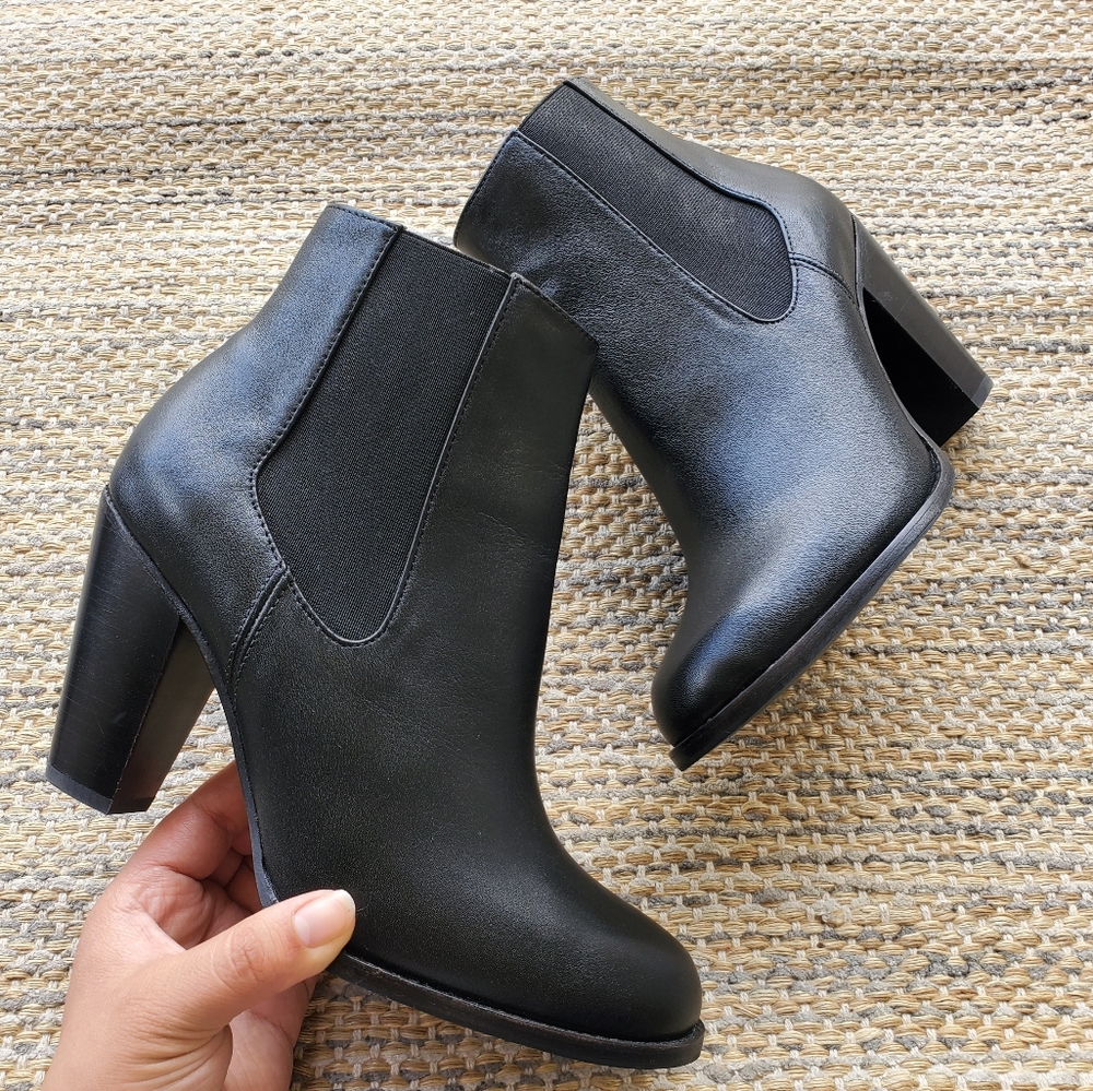 Thursday Boot Company Avenue Black Leather Chelsea Ankle Bootie 8.5